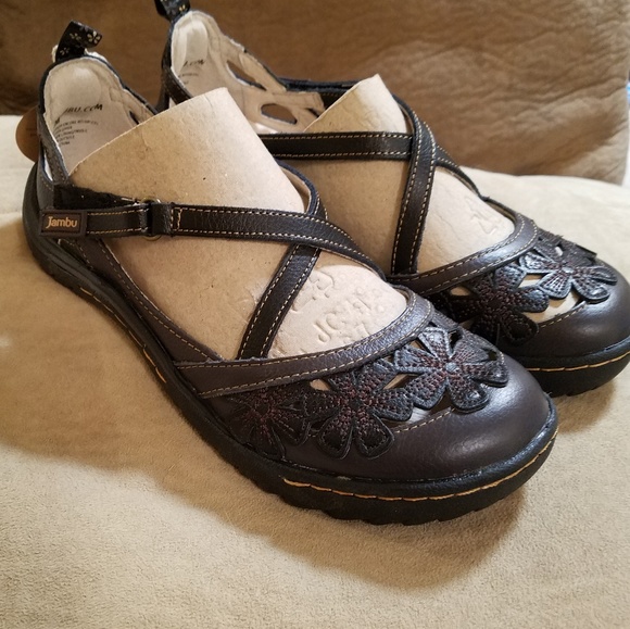 jambu blossom encore flat